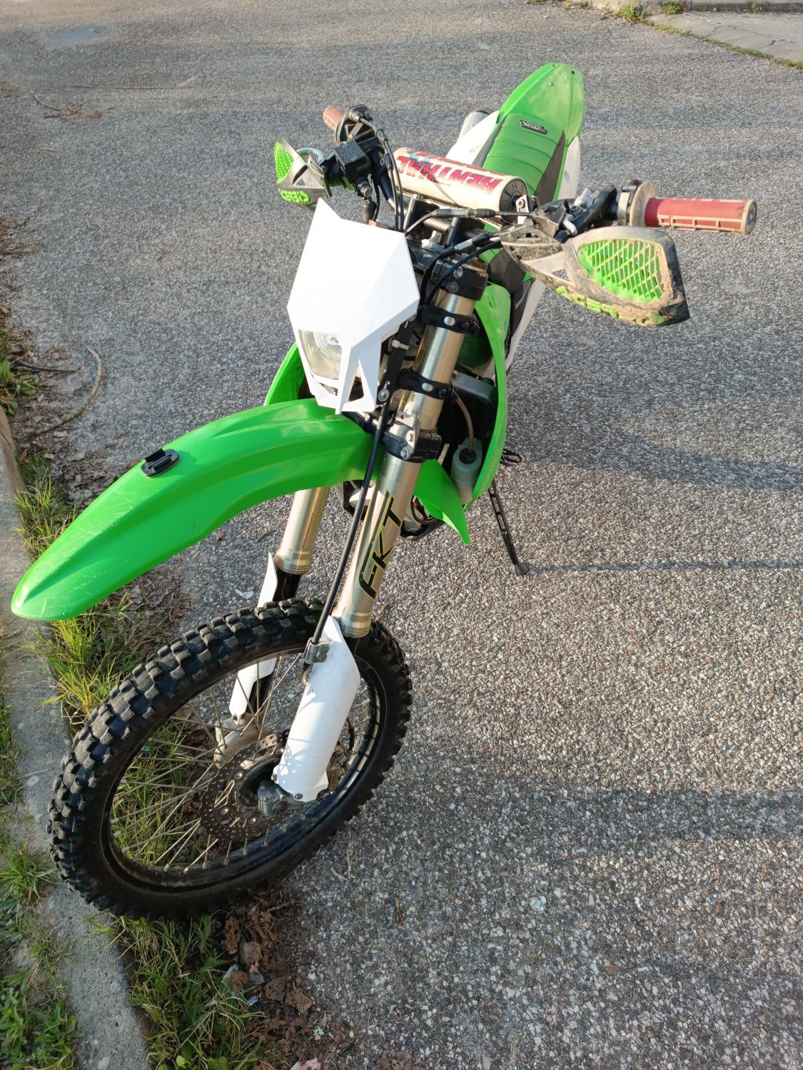 Kawasaki kxf 250 matrículada