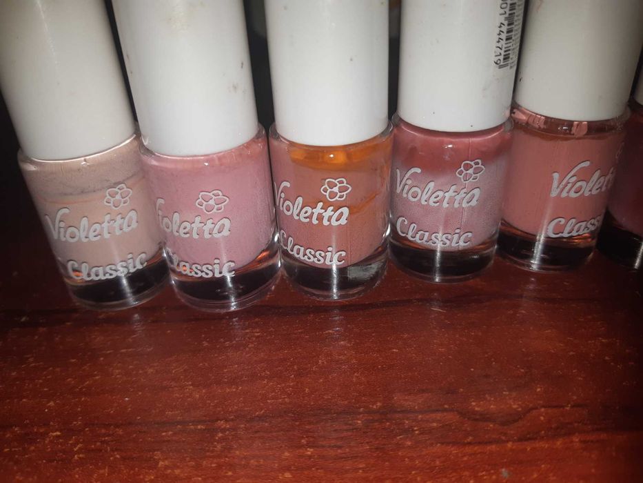 10 нюдовых модных лаков. Новые.