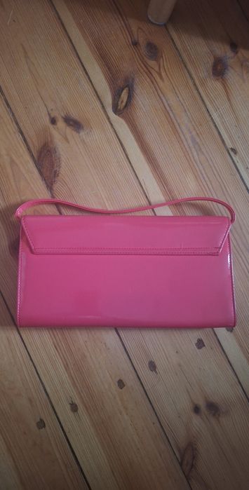 Torebka, kopertówka, błyszcząca, łososiowa na wesele, imprezy