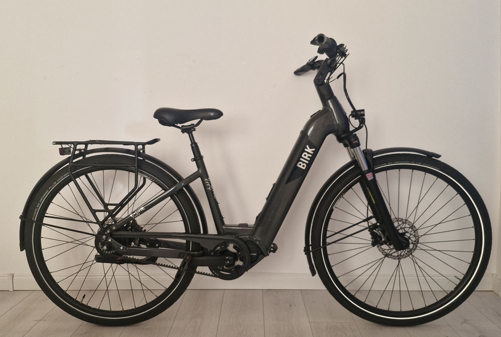 Rower elektryczny Birk Shimano 85nm na pasku karbonowym 700wh bateria