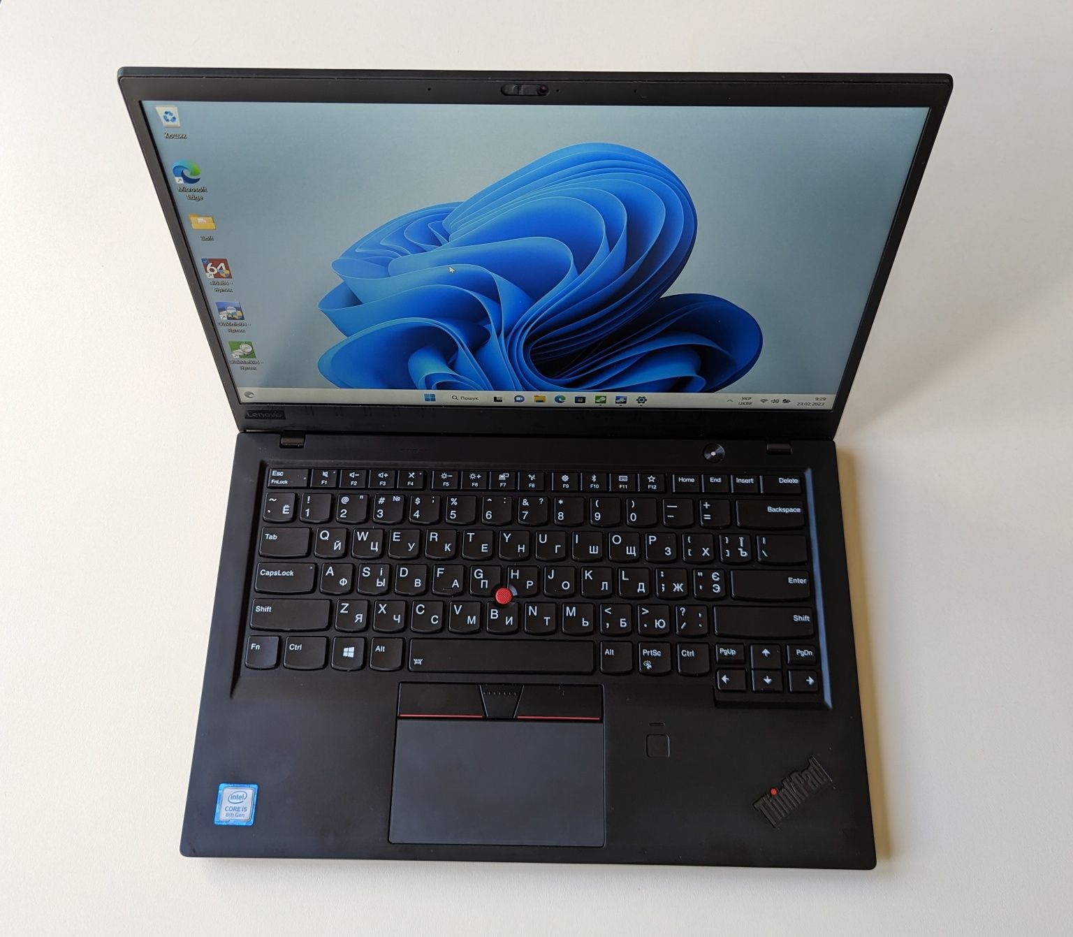 Топ ультрабук Lenovo Thinkpad X1 Carbon 6, i5-8250, nvme 512гб