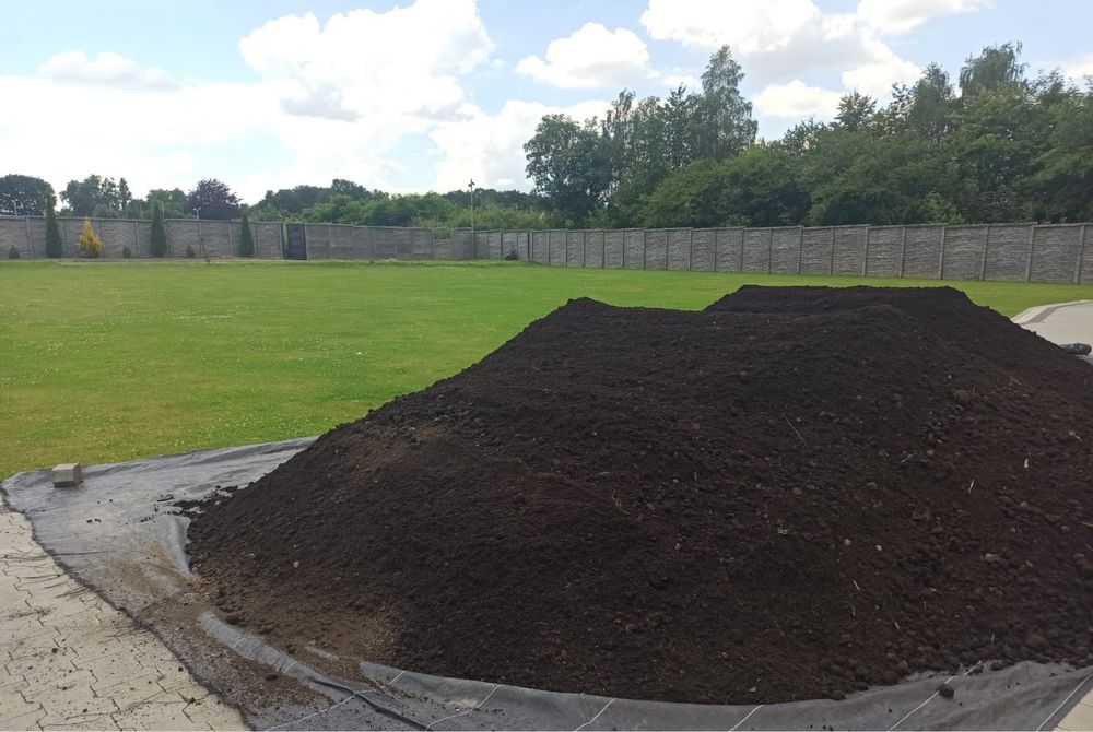 Ziemia ogrodowa,Czarnoziem,pod warzywa,grządki,trawa z rolki,pod trawę