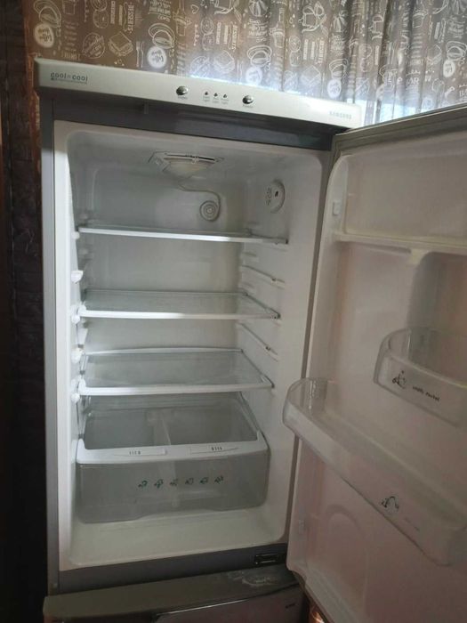 Холодильник самсунг