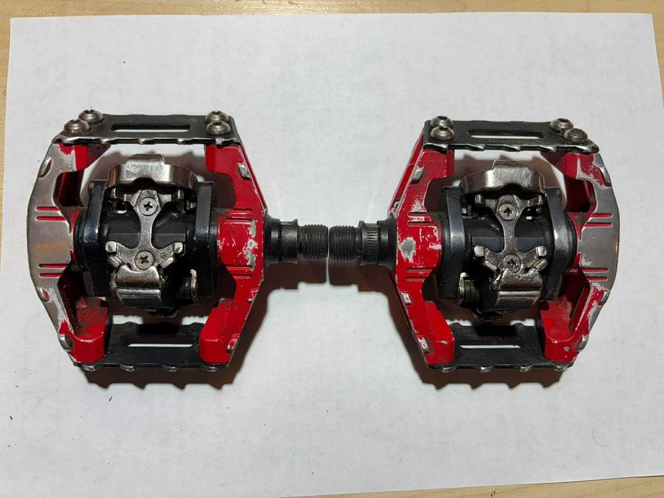 Dwie pary RAZEM - Pedały rowerowe Shimano  PD-M636 i PD-M520 używane