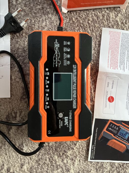 Розумний зарядний пристрій 12v/12A