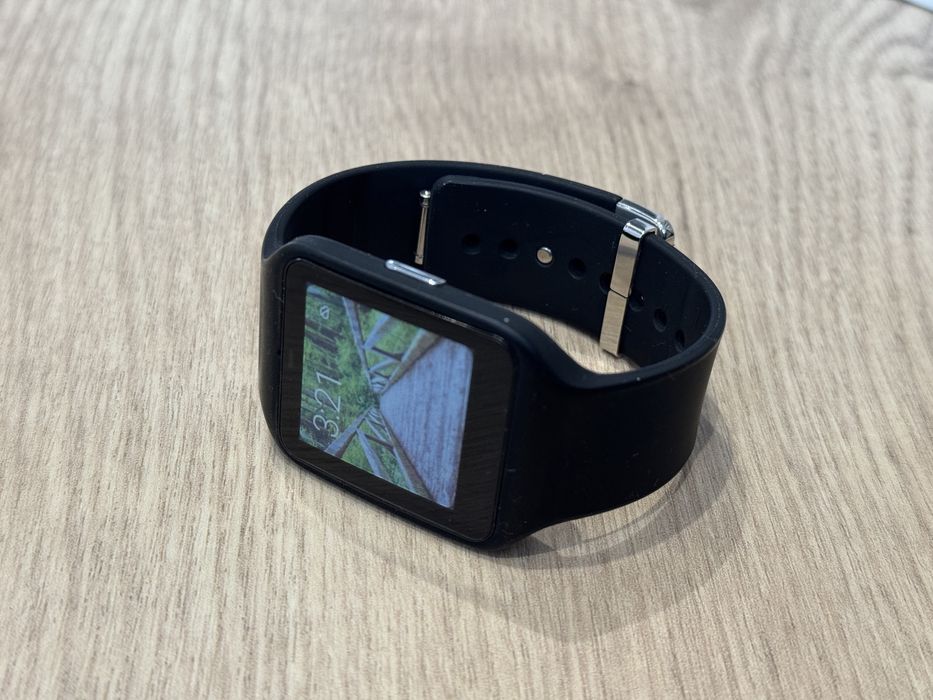 SmartWatch Zegarek Sony 3 Android SWR50 Kwadratowy Prostokatny Ekran