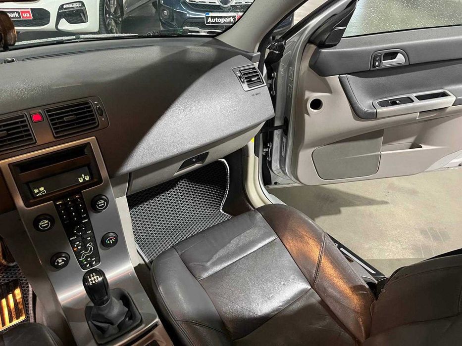 Продам Volvo V50 2005р. #71697