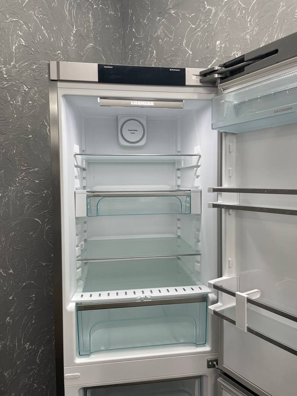 Холодильник Liebherr CNPes4758 2020р Дисплей NoFrost SuperFrost Smart