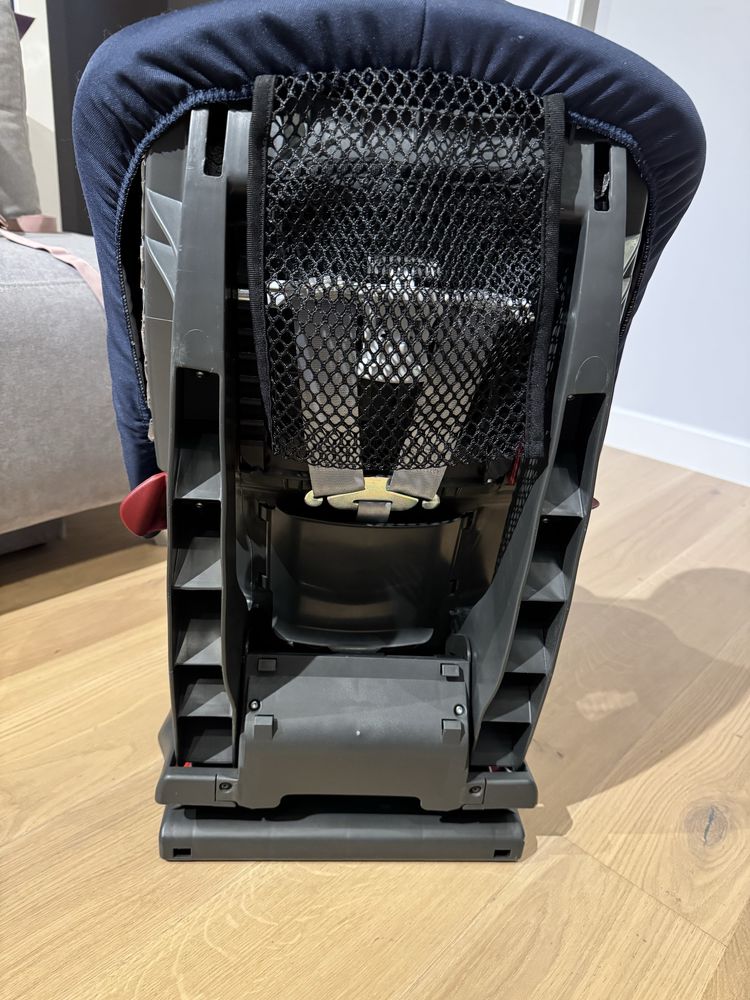Fotelik samochodowy 9 - 18 kg britax romer duo plus