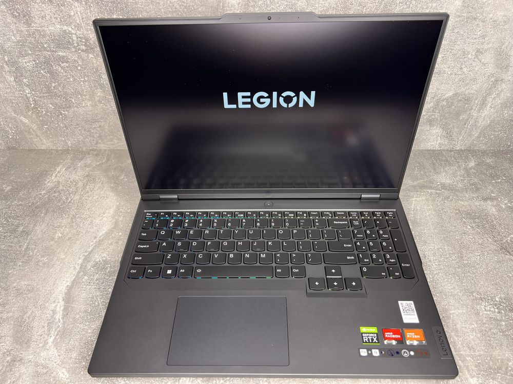 Lenovo Legion 5 PRO gen8 ryzen7 rtx 4060