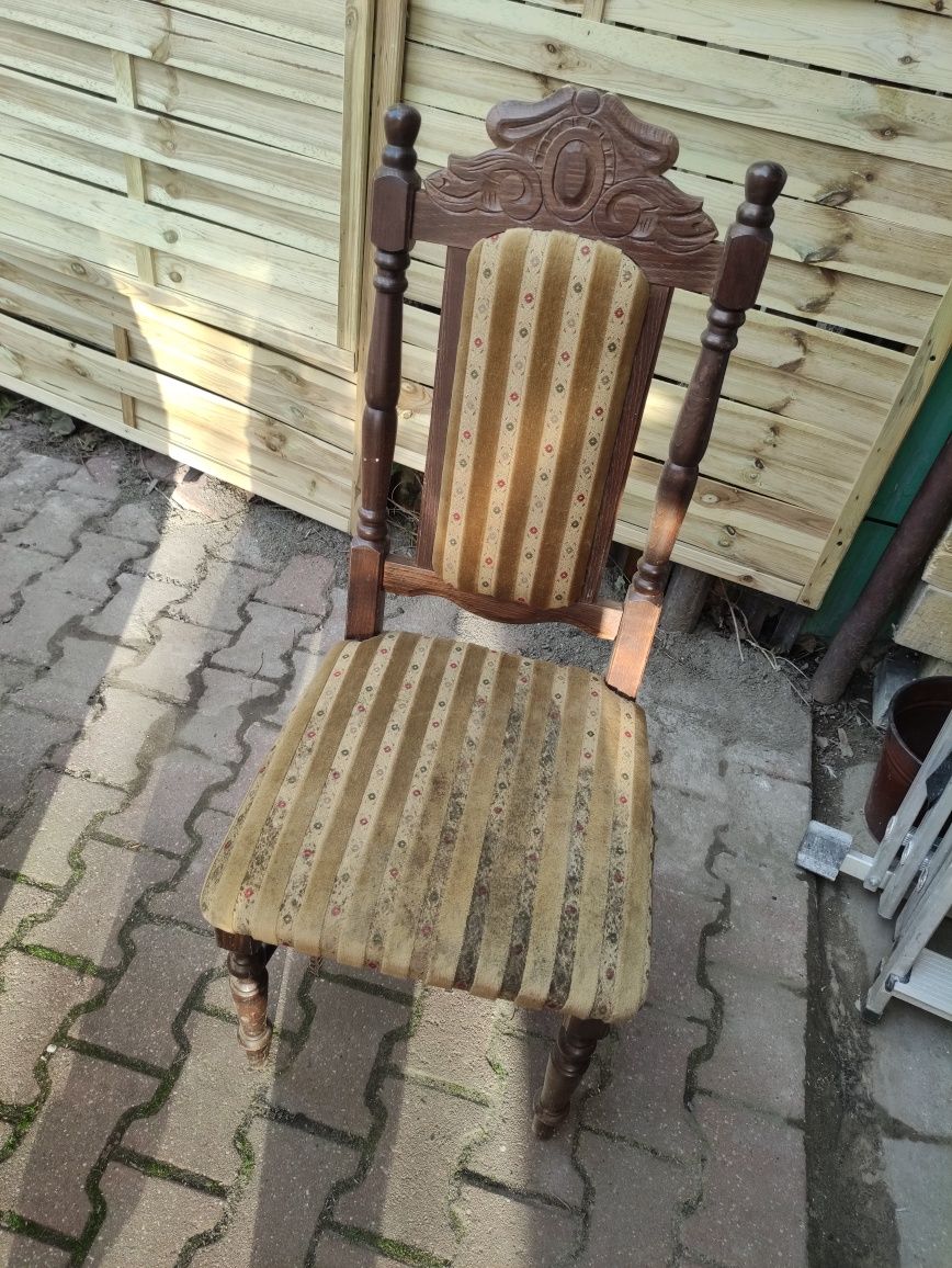 Krzesła, krzesło solidne drewniane 5 sztuk. Zapraszam