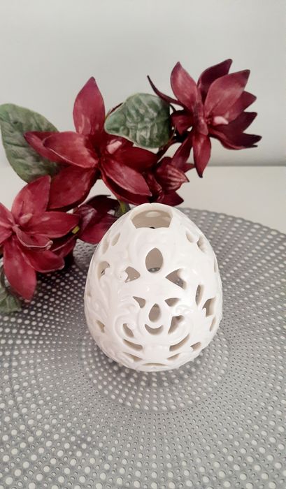 Lampion świecznik Jajko ażurowe ceramiczne  białe 13cm Wielkanoc