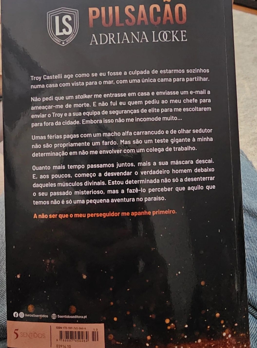 Livro Pulsação de Adriana Looke