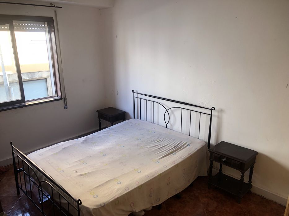 Alugo este Quarto