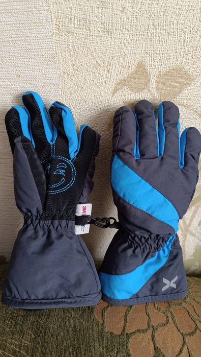 Рукавиці утеплені, тапки дитячі