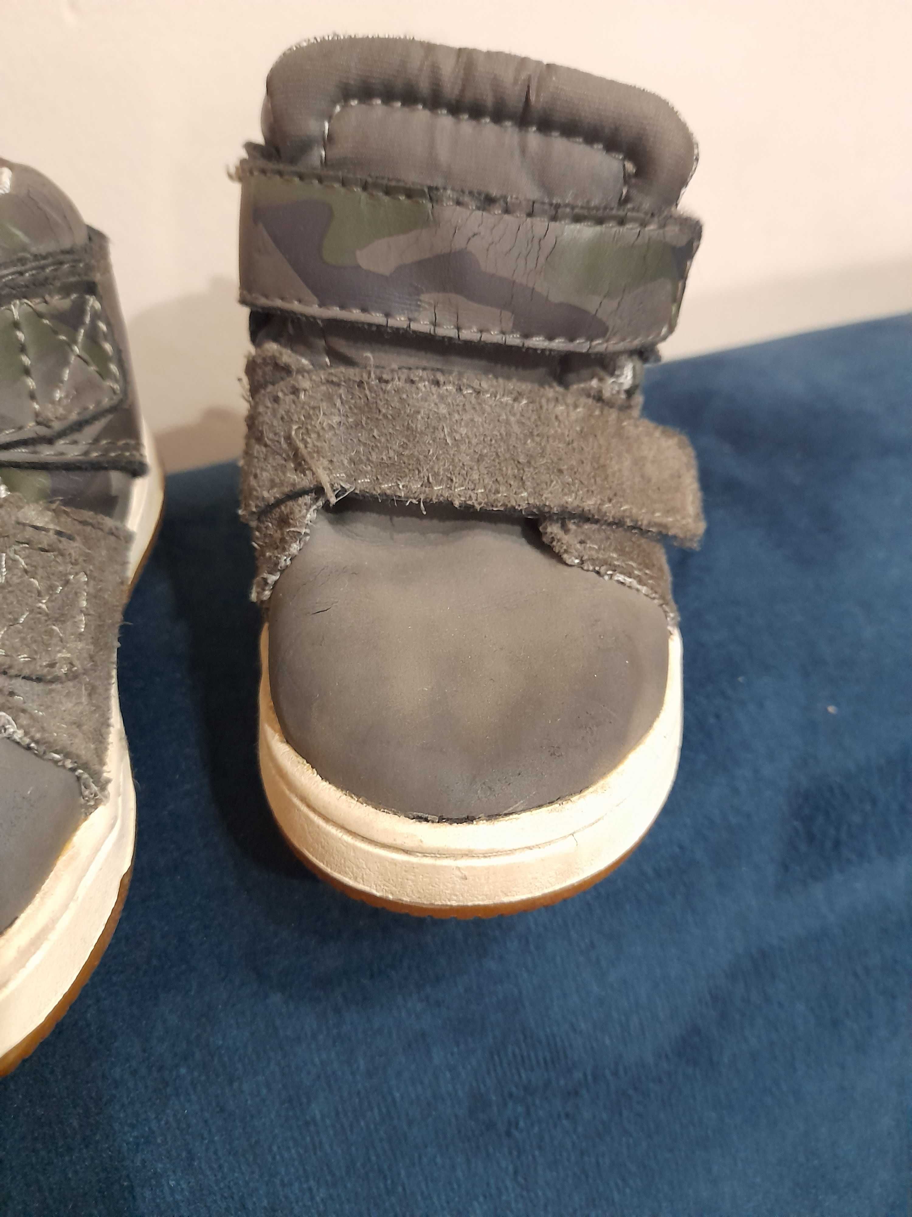 Ocieplane buty dziecięce za kostkę Zara Baby
