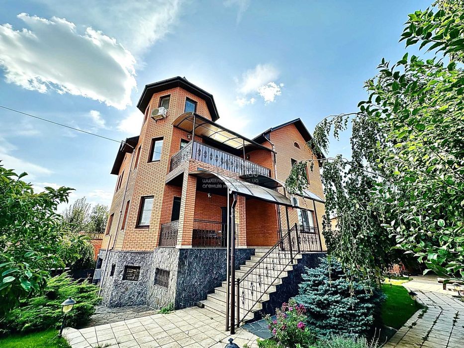 Ексклюзив! Будинок 380 м2 з басейном, 7 соток, Святошино HN