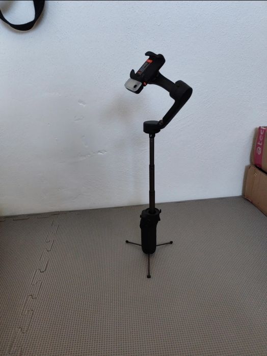 Gimbal Hohem iSteady v3 z funkcjami śledzenia  AI