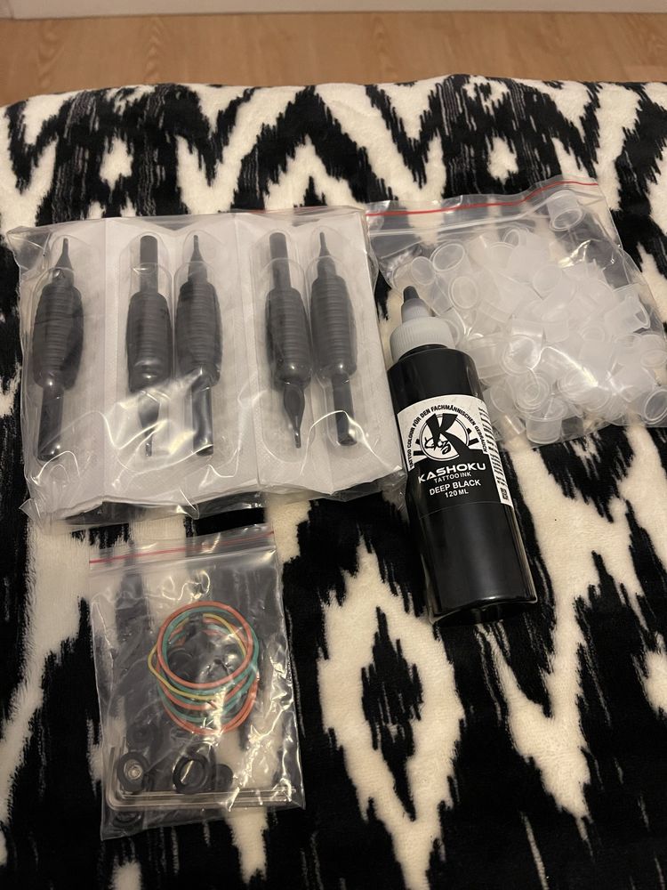 Kit completo de tatuagem