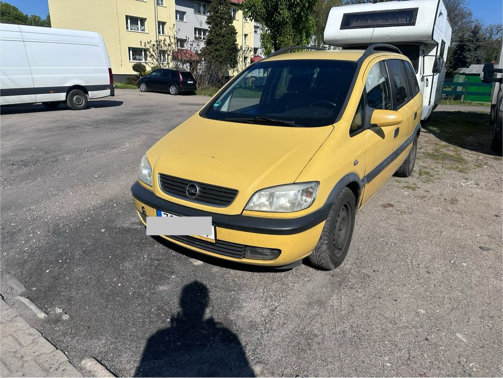 Opel zafira 2.0 tdi 7 os. webasto kamera cofania