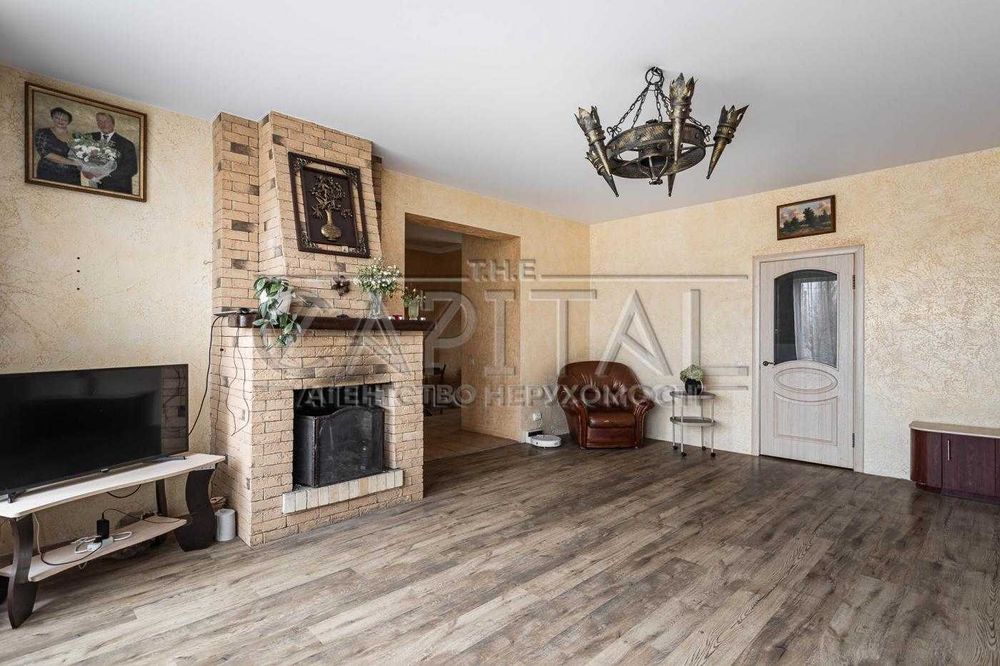 Шикарний будинок з ремонтом, каміном і гаражем у Борисполі 298 м, ГАЗ