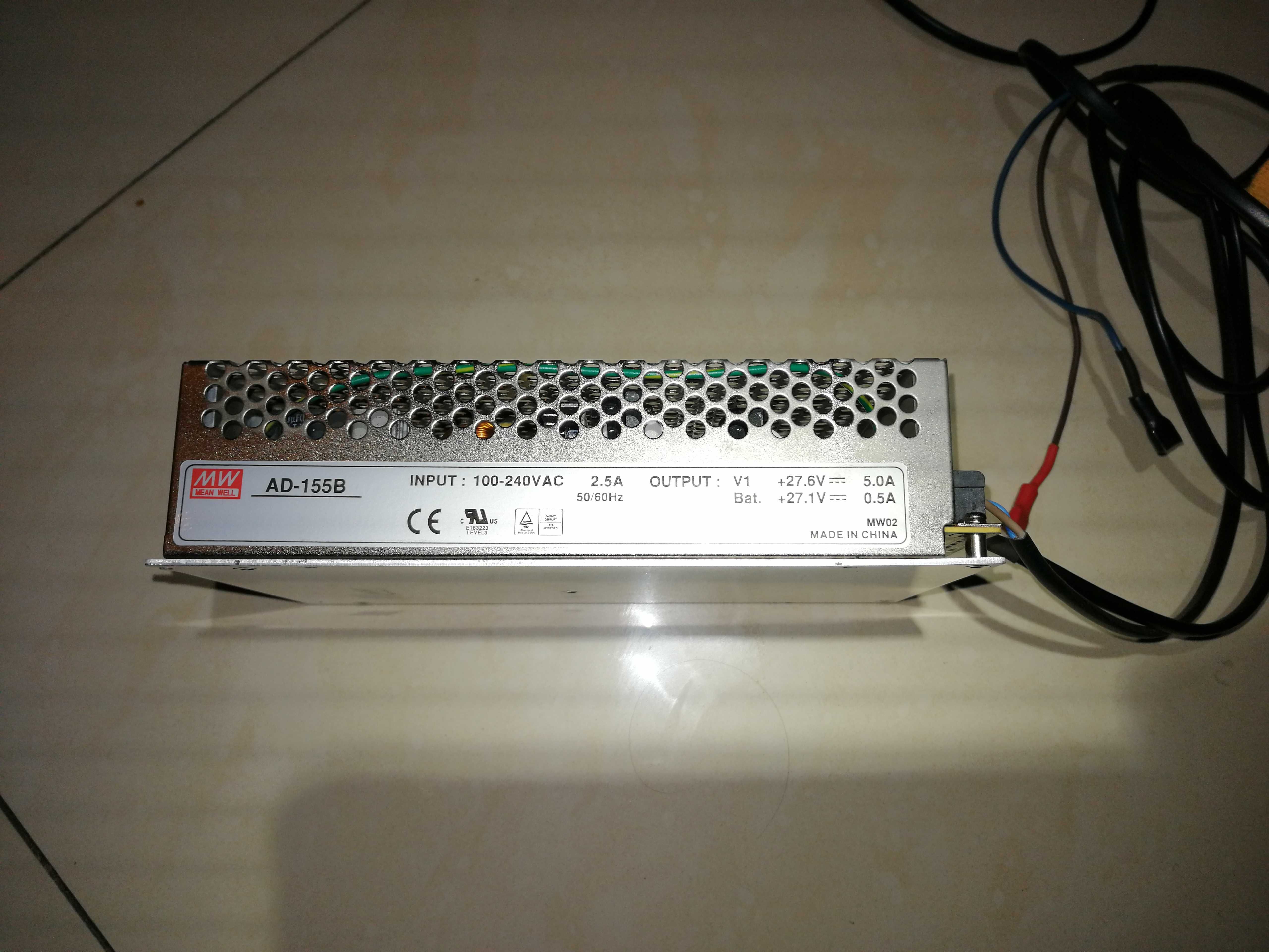 Impulsowy zasilacz buforowy Mean Well AD-155B 155W 27.6V 5A 24v