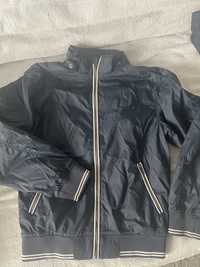 Куртка  Бомбеp H&M 140 см ( 9-10