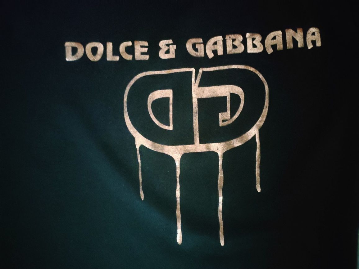 świetny t-shirt Dolce & Gabbana jak nowy  XS/S