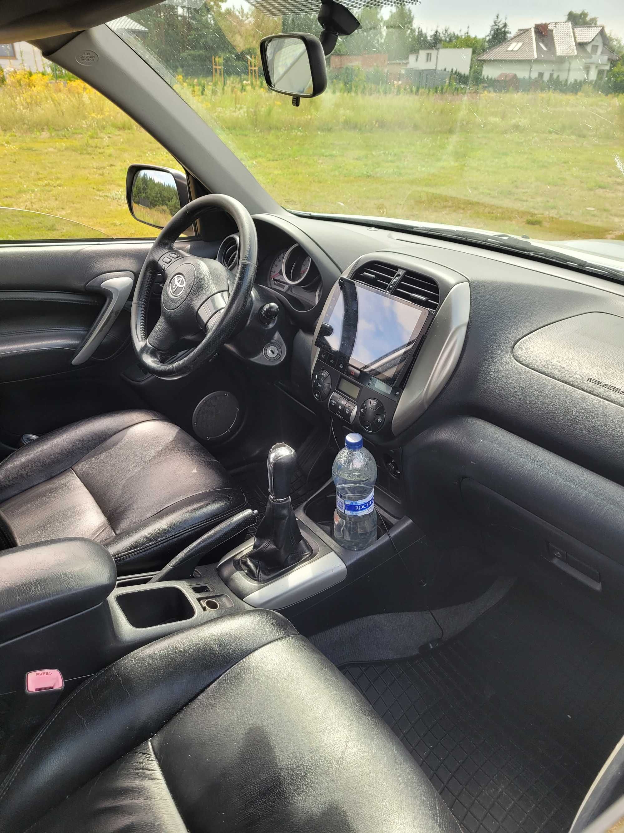TOYOTA RAV 4   D4D 2.0