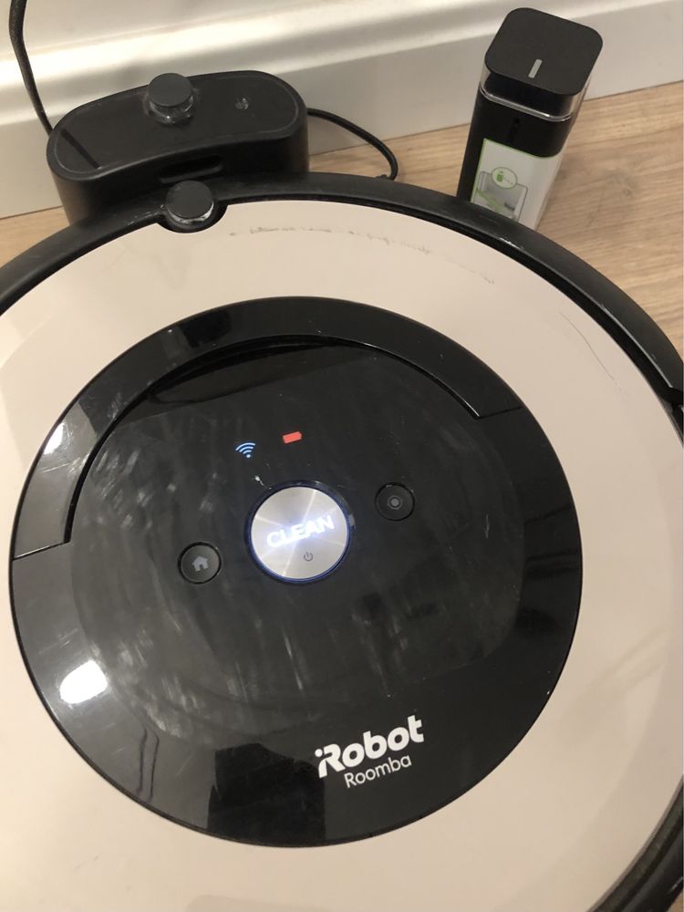 iRobot Roomba e5