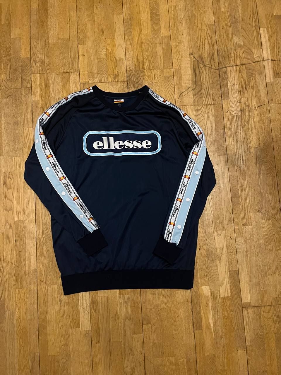 Ellesse світшот на лампасах