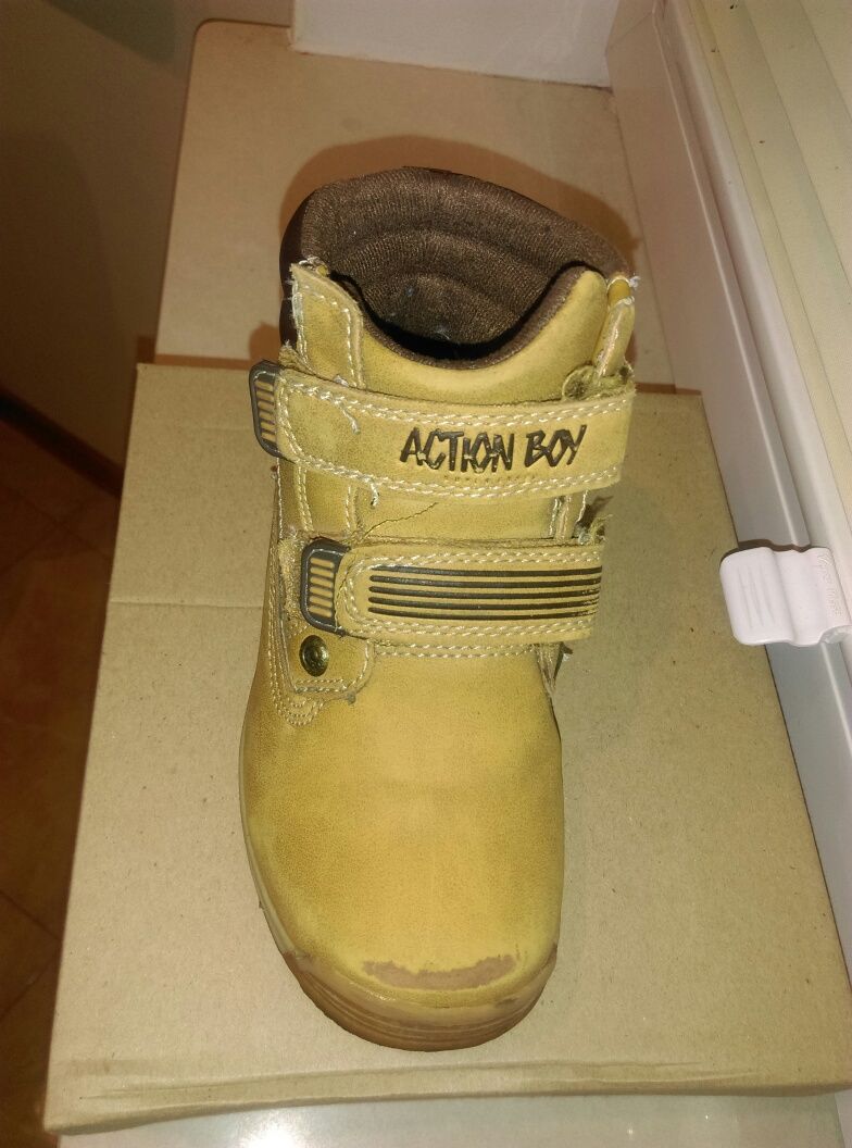 Buty jesienne roz. 27 (Stan Dobry)