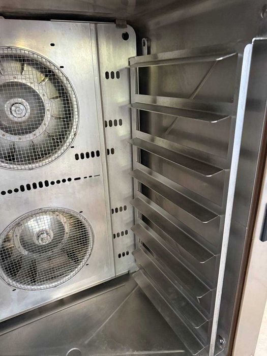 Паро-конвекционная печь Wiesheu B08-EM IS500, б\у