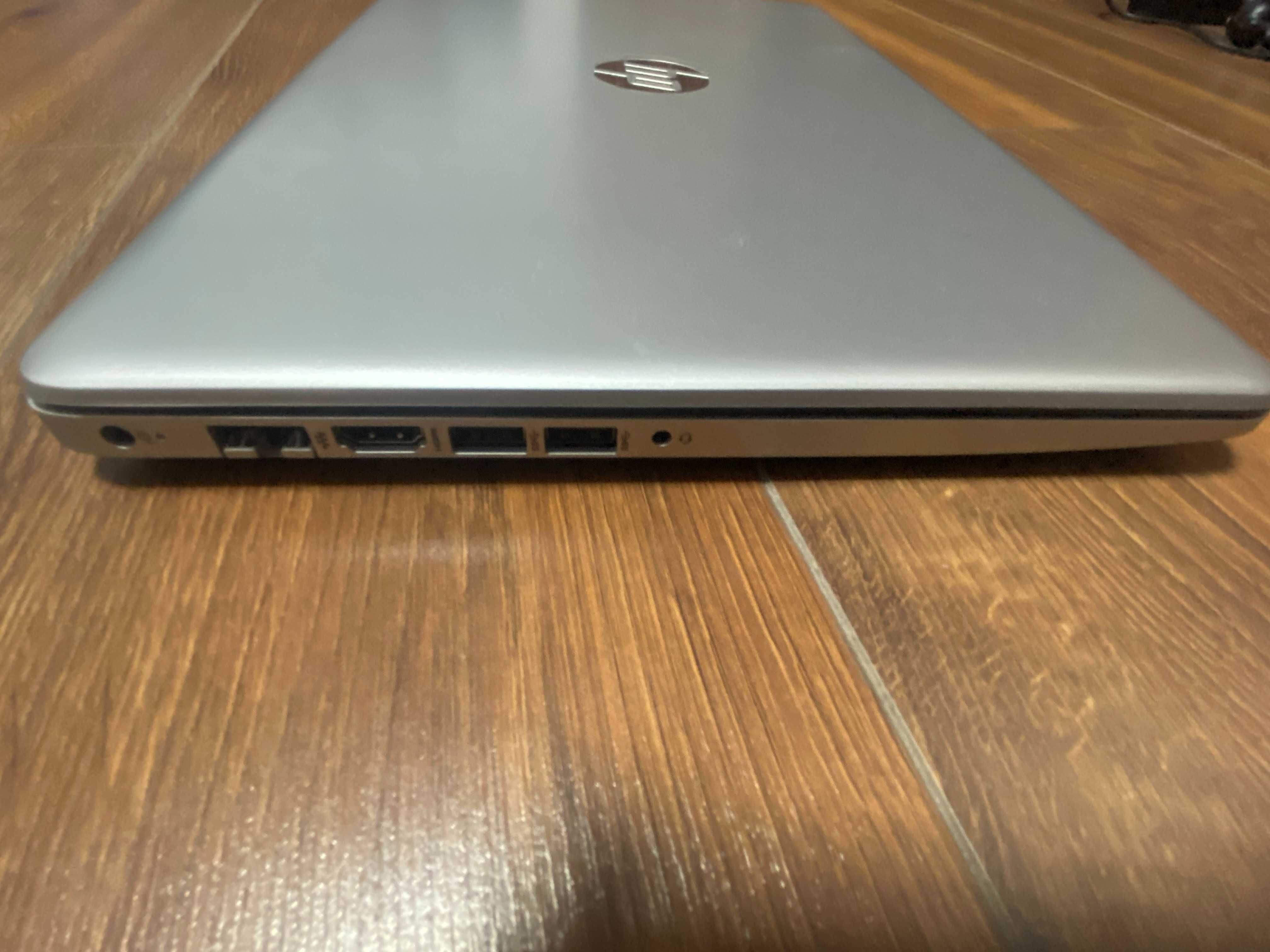 Laptop HP 15-db1036nw