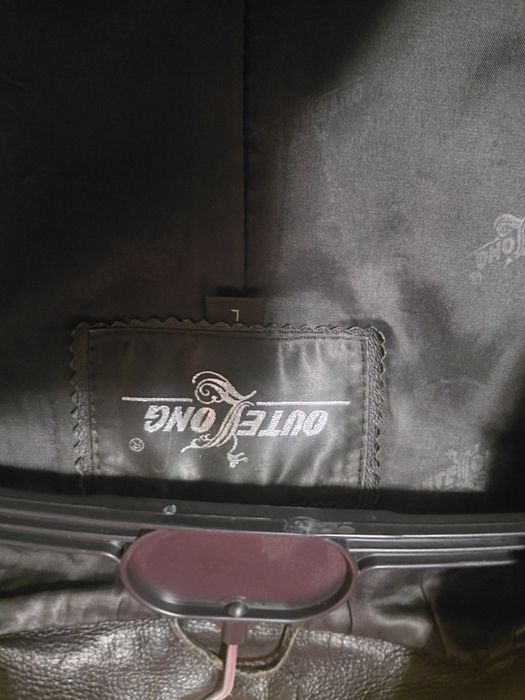 Жакет шкіряний 42р.