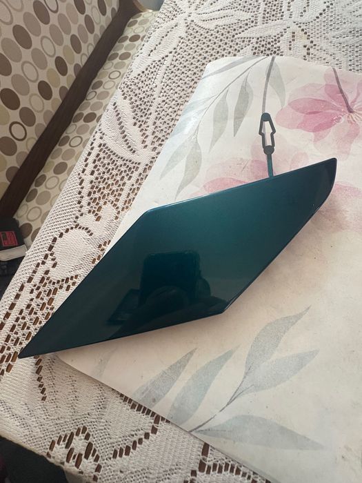 Zaślepka przód zderzaka 408 Peugeot 2022r haka przód