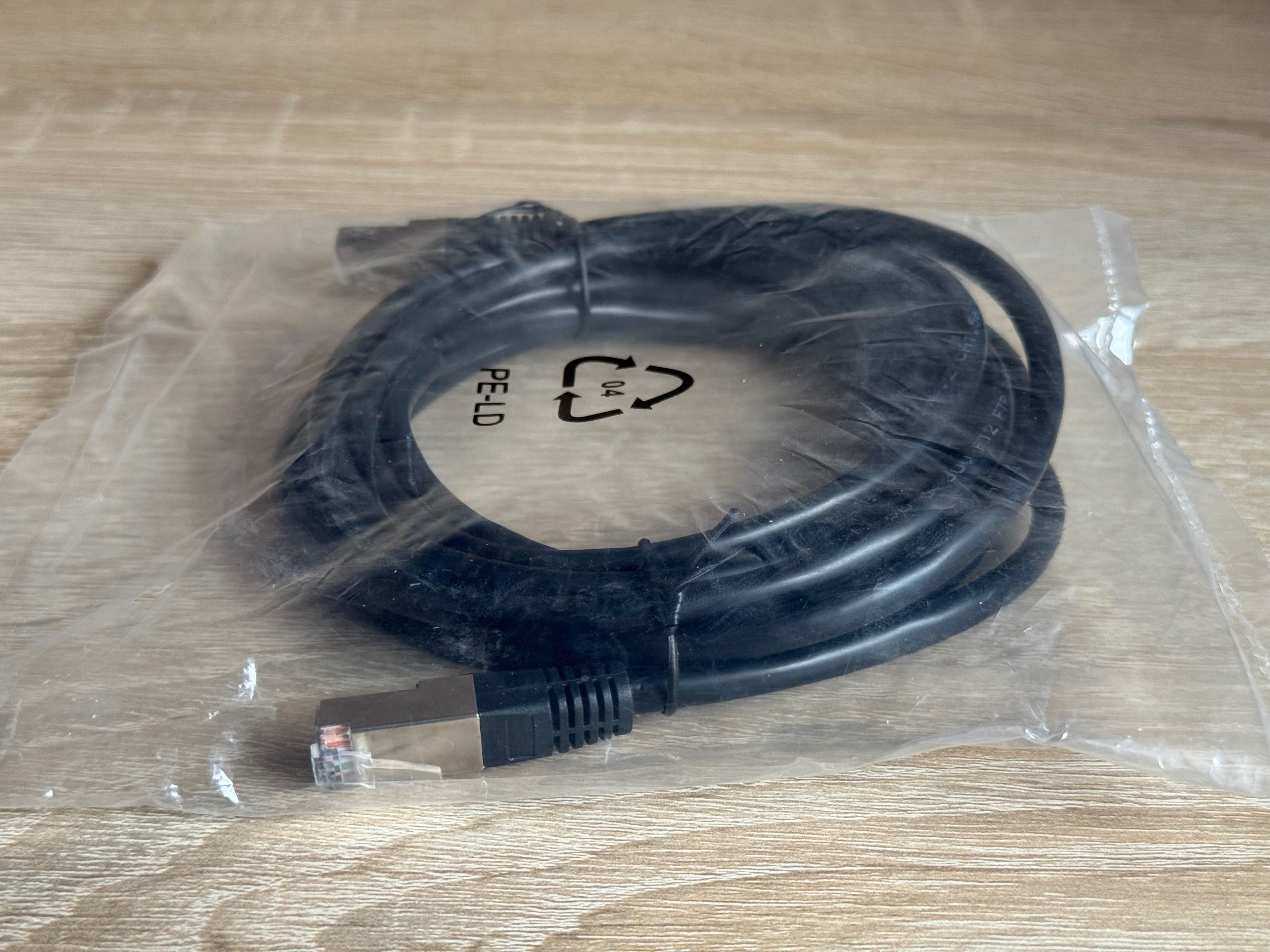 Czarny kabel sieciowy LAN RJ-45 - RJ-45 Ethernet, nowy
