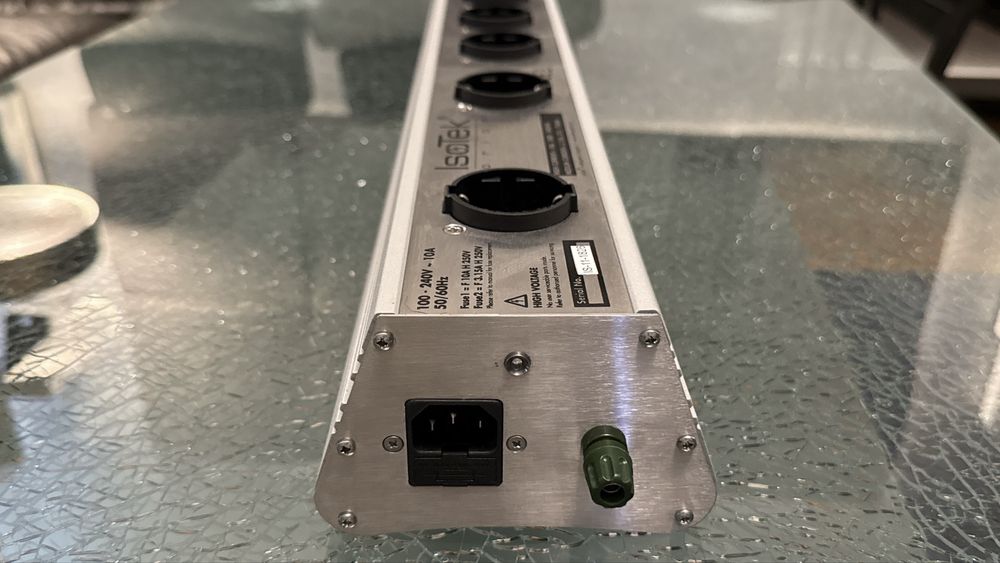 IsoTek Orion – Listwa zasilająca audio 8 gniazd