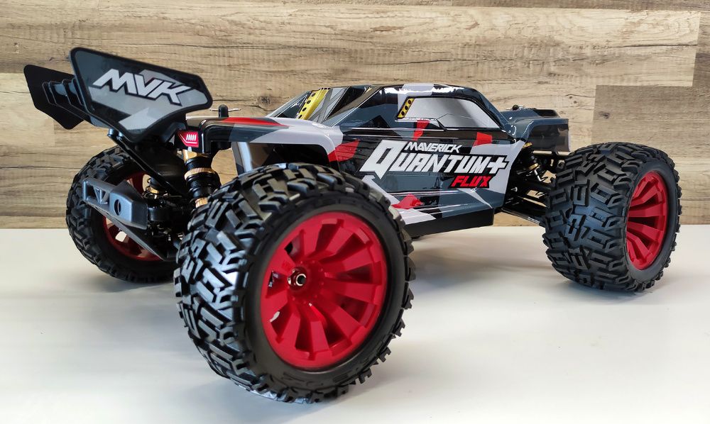 Maverick QUANTUM PLUS XT Flux 3S 1/10 4x4 Stadium Truck