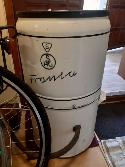 Frania - Pralka SHL z 1985 r. z wyżymarką. Stan prawie bardzo dobry.