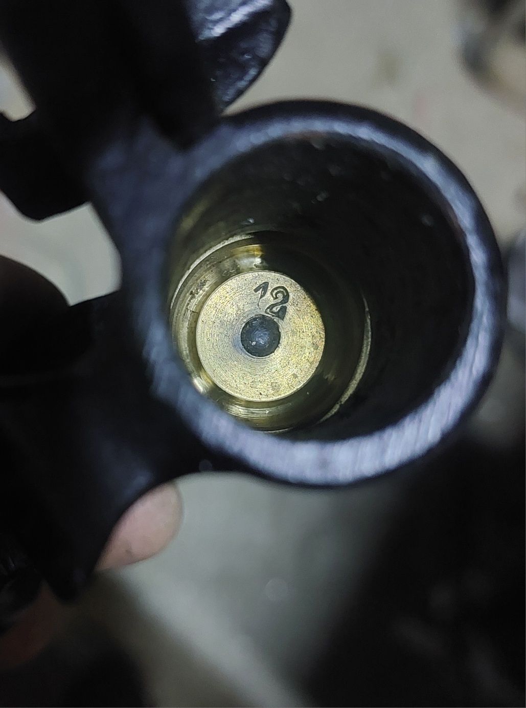 Rebordeador de cartuchos