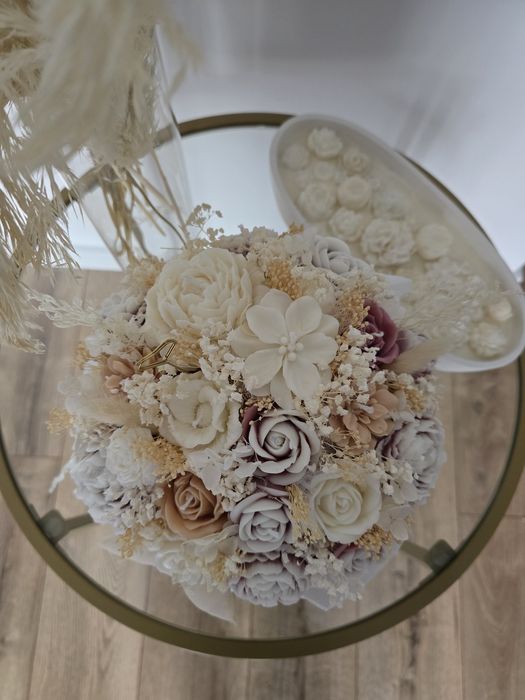 Świece sojowe candlebox flowerbox preznet