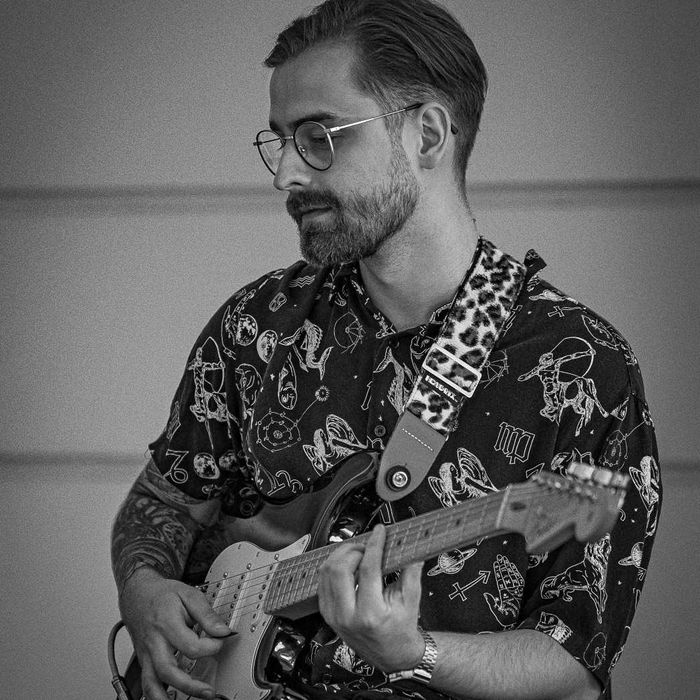 Lekcje gry na gitarze w Poznaniu