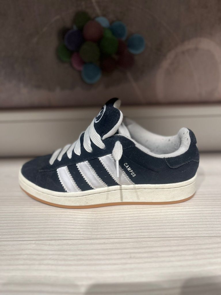 Buty oryginalne adidas Campus r. 40 2/3