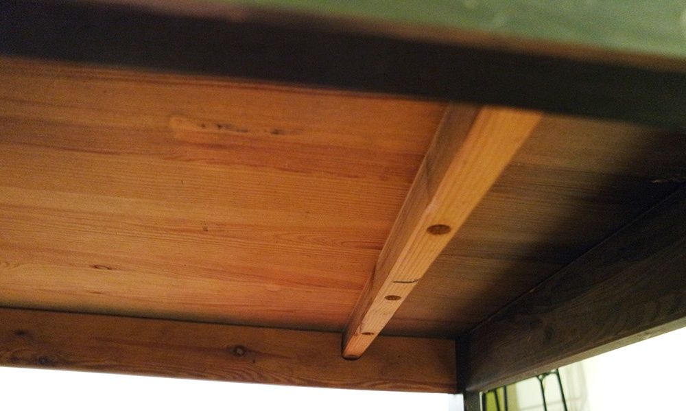 Duża drewniana ława do salonu masywna ciężka prosta
