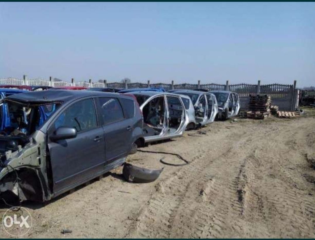 Nissan Note E11..