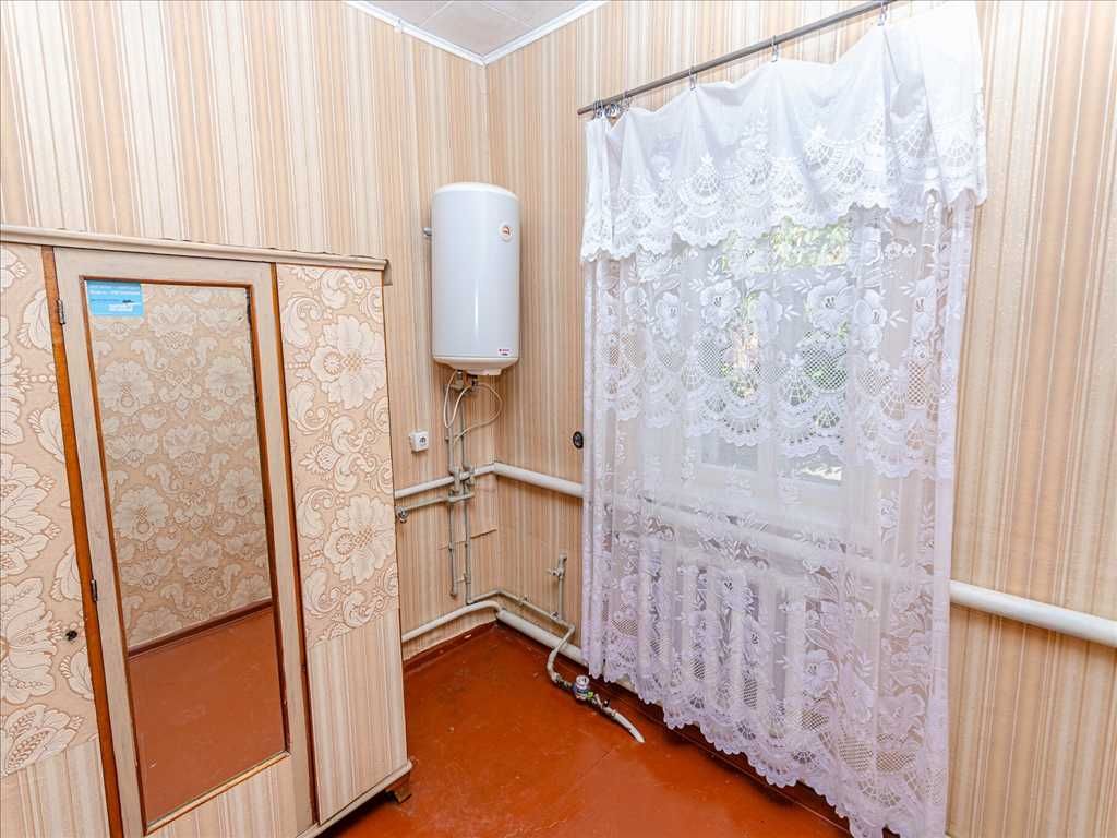 Добротна частина будинку в Полтаві!