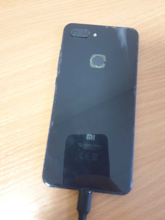 Telefon xioami mi 8 lite 4GB/64GB używany