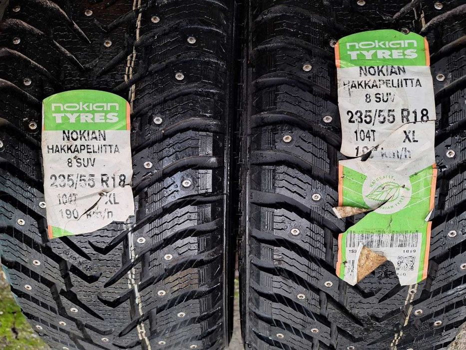 Нові Nokian 235/55 R18 2шт с шипами Hakkapeliitta 8 225/55 R18