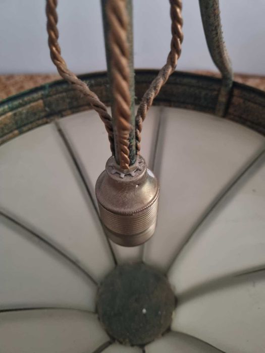 Żyrandol mosiężny